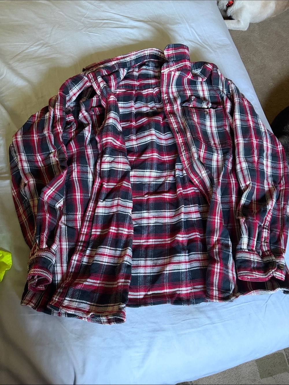 Classic Red and Black Plaid Button-Down Shirt - Men's Casual Flannel